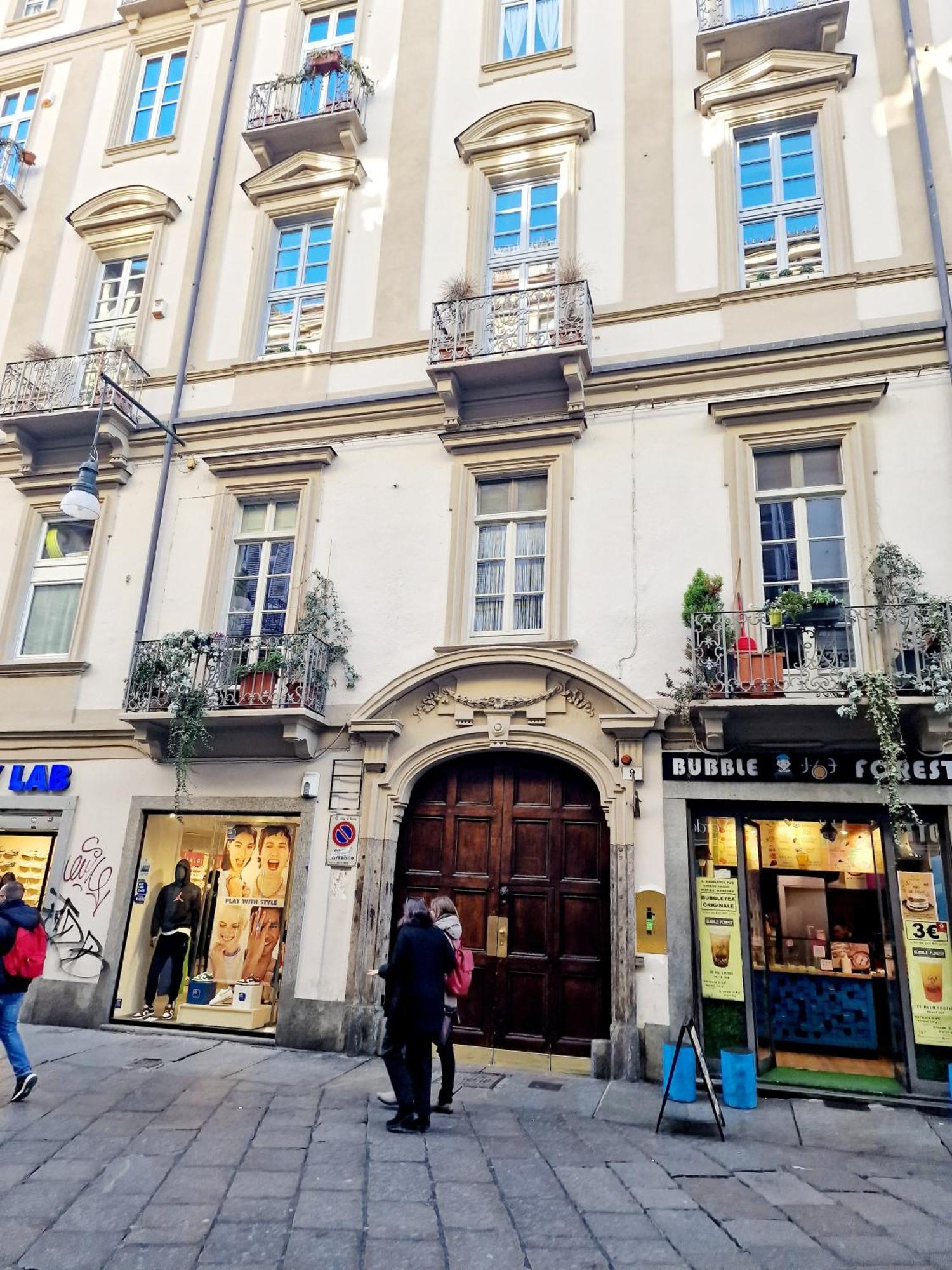 Elegante Appartamento In Centro. Turim Exterior foto